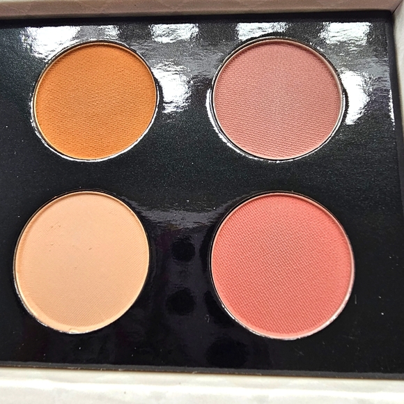 🎉EXCLUSIVE LIMITED EDITION🎉 Pat McGrath Labs Mothershi Velvet Liaison Palette! - Picture 4 of 10